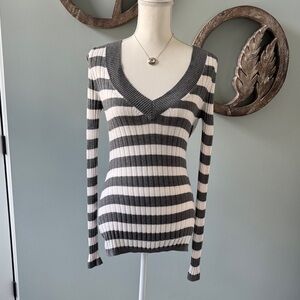 Express Striped V-Neck Sweater - Gray & Cream size M